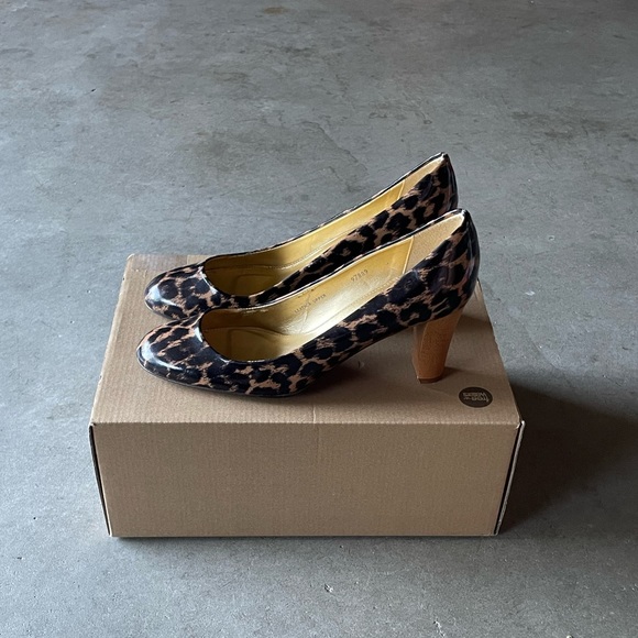 J.Crew Juliet Safari 'Made In Italy' Patent Leather Leopard Print Heels 9 Womens - Picture 1 of 5